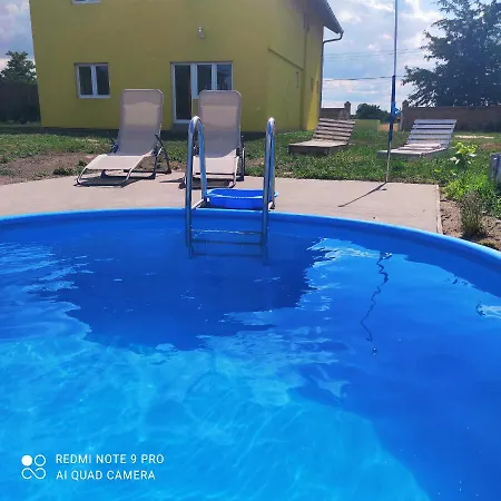 Mirella33 Palic
