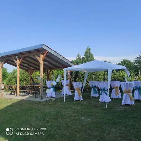 Mirella33 Apartman *