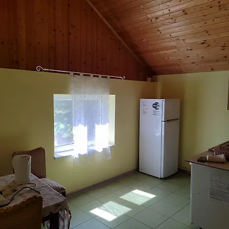 Mirella33 Apartment